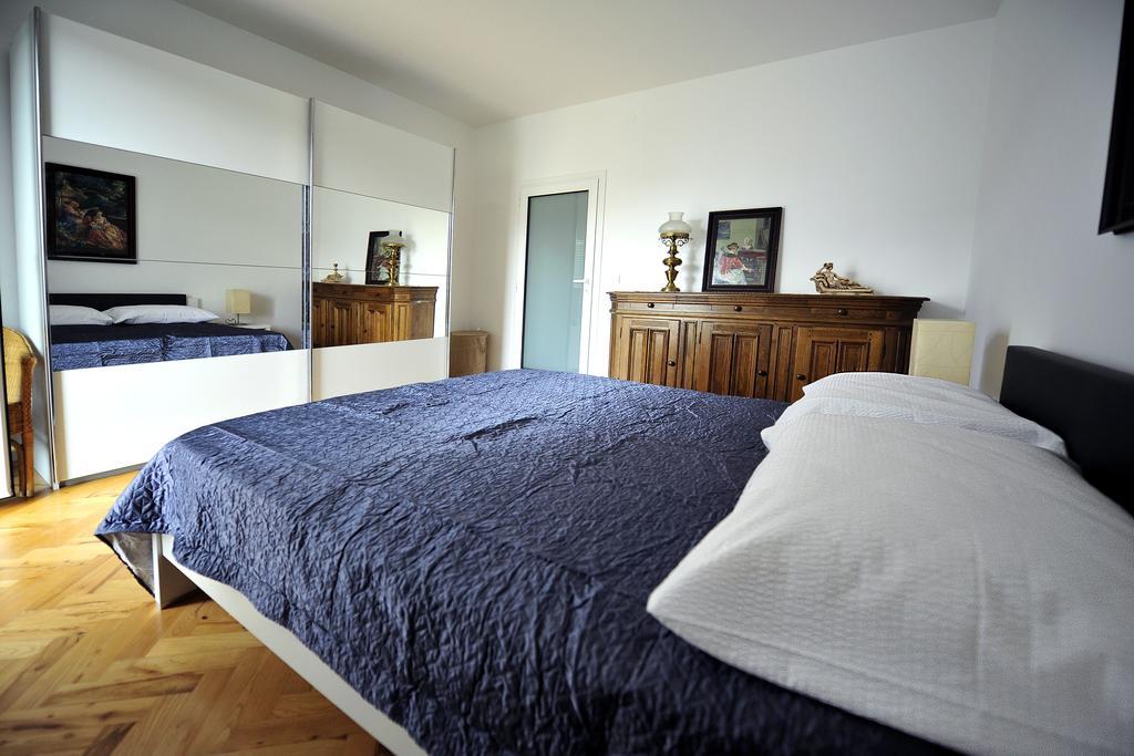 Luxury Apartment Брела Экстерьер фото